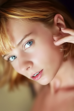Sexy Small Babe Marta Gromova Getting Naked